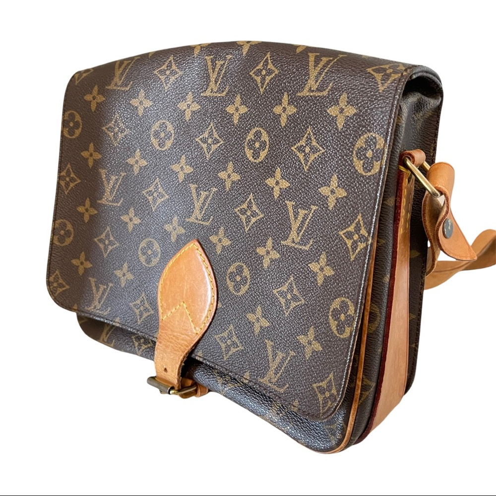 VINTAGE Authentic Louis Vuitton crossbody bag
With Certificate of Authenticity - Picture 14 of 15